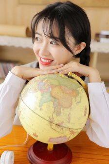 夏日男泉